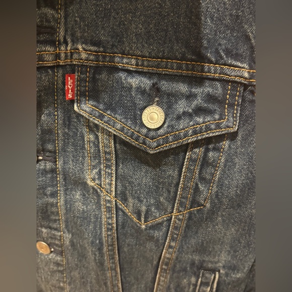Levi’s Trucker Jacket with Jacquard By Google - Picture 9 of 17